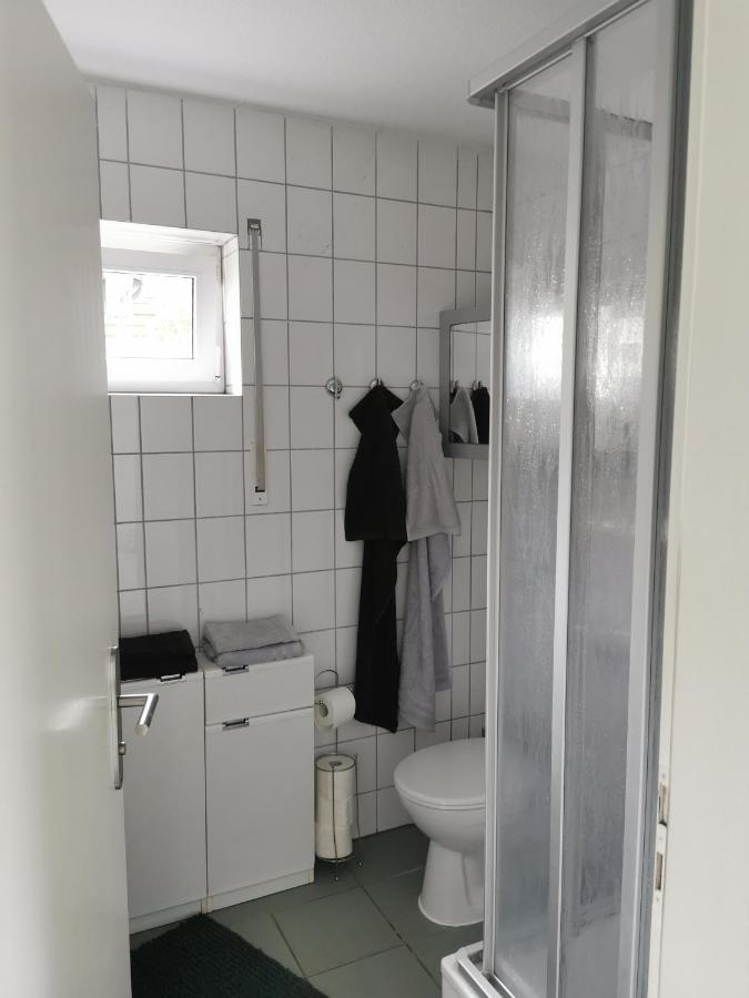 Souterrain-Wohnung Mit Kostenlosem Stellplatz Leipzig Ngoại thất bức ảnh